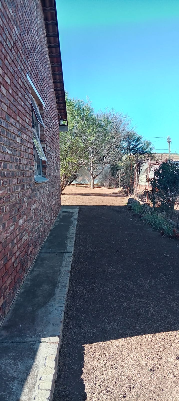 To Let 3 Bedroom Property for Rent in Promosa North West